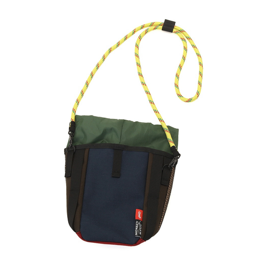 26 Monkey Magic Chalk Shoulder Bag l CHUMS