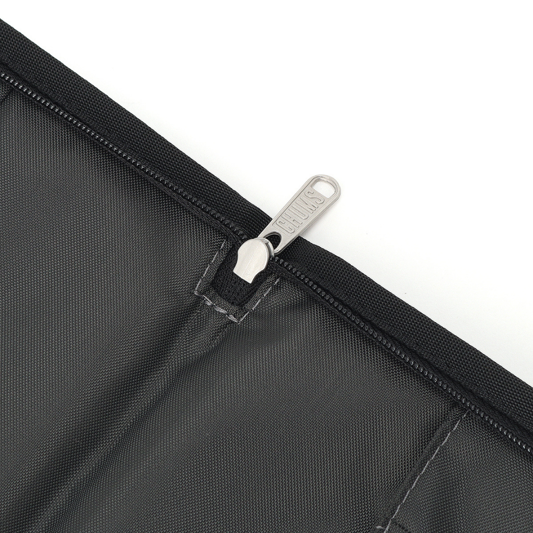 Novels Pouch Sweat Nylon l CHUMS