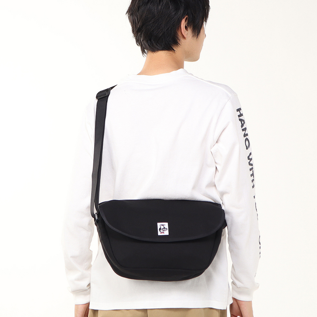 Round Flap Shoulder Bag Sweat l CHUMS