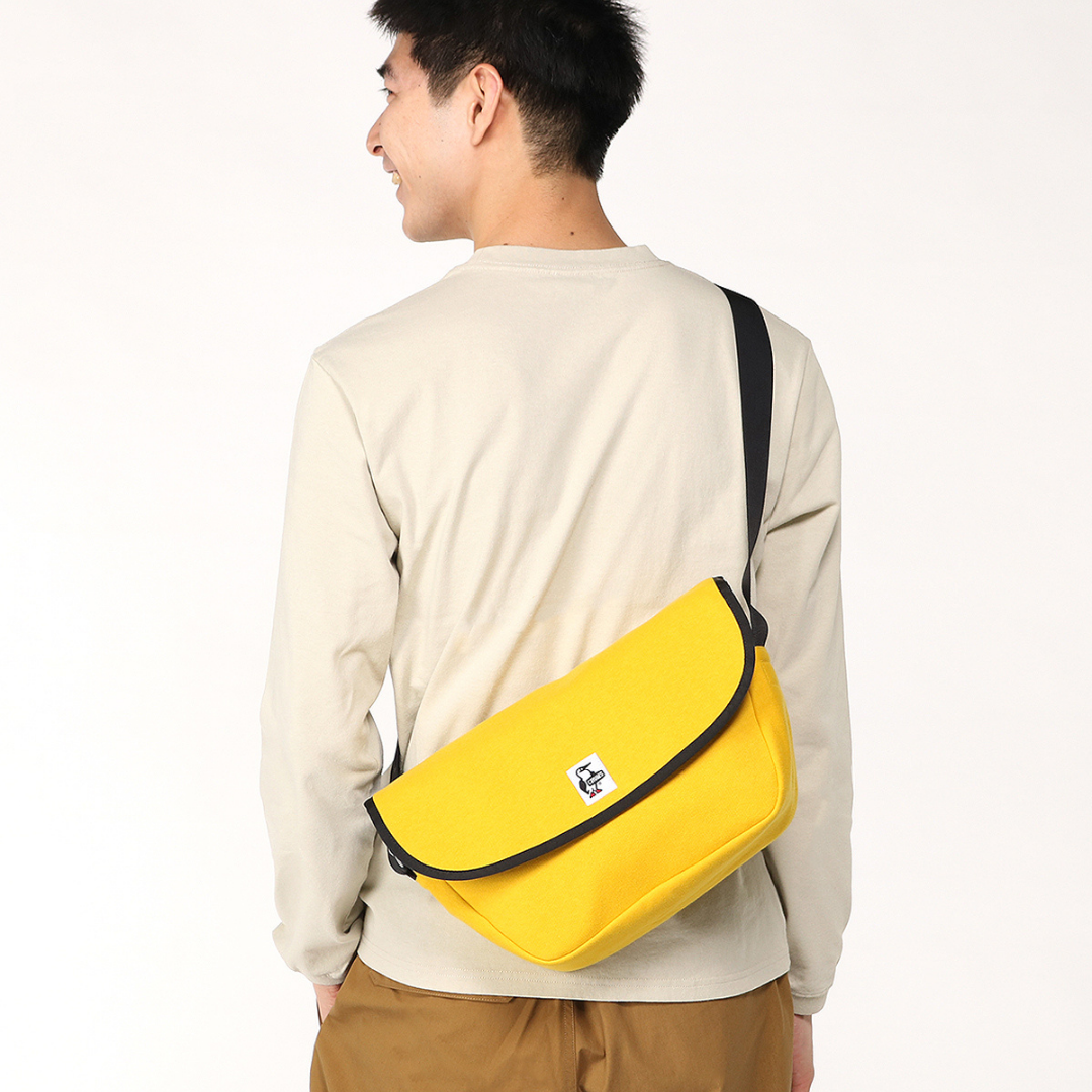 Round Flap Shoulder Bag Sweat l CHUMS