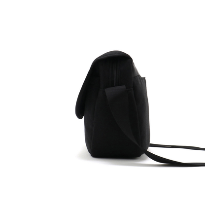 Round Flap Shoulder Bag Sweat l CHUMS