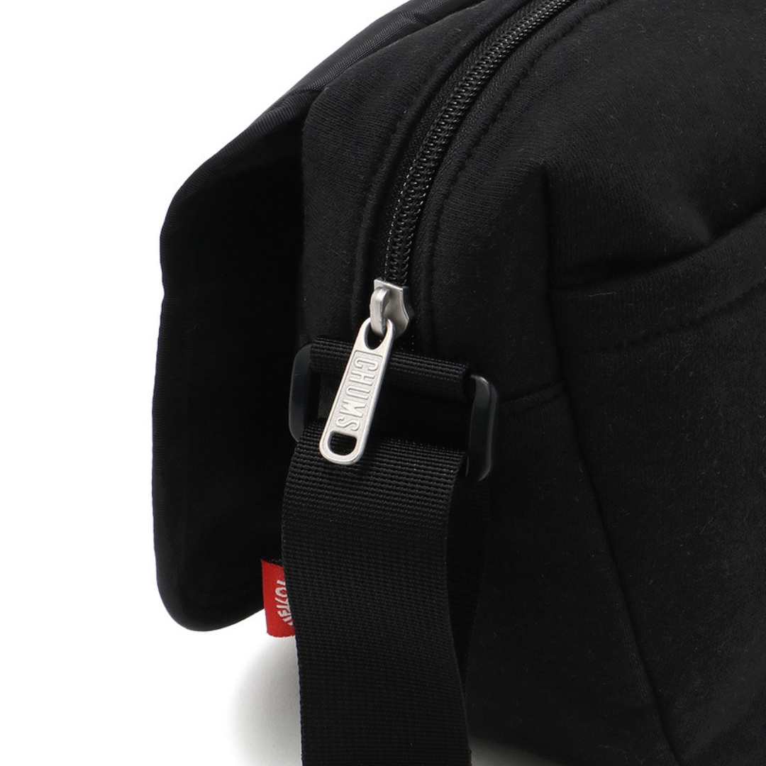 Round Flap Shoulder Bag Sweat l CHUMS
