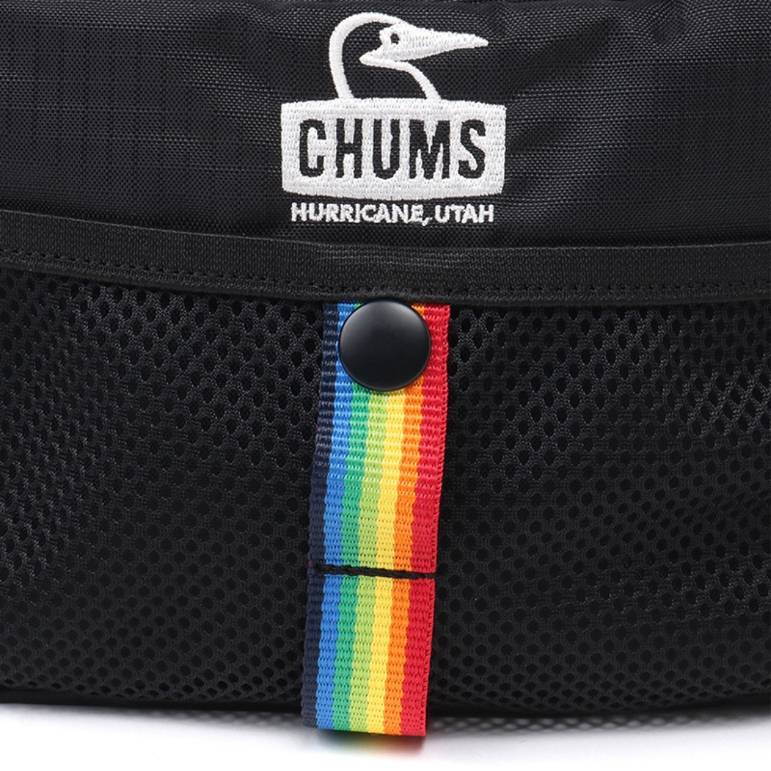 Spring Dale Pouch l CHUMS