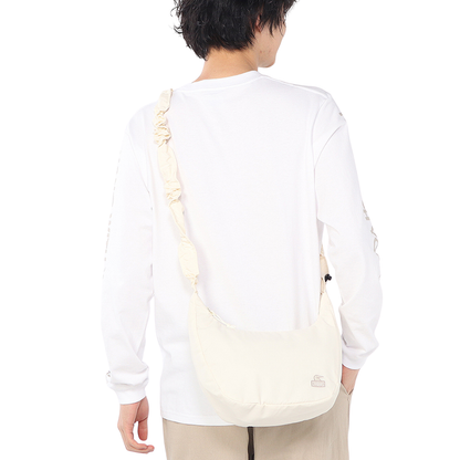 Wavy Strap Mini Banana Shoulder Bag l CHUMS
