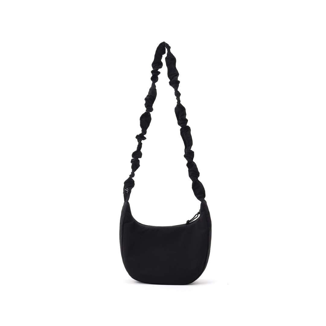 Wavy Strap Mini Banana Shoulder Bag l CHUMS