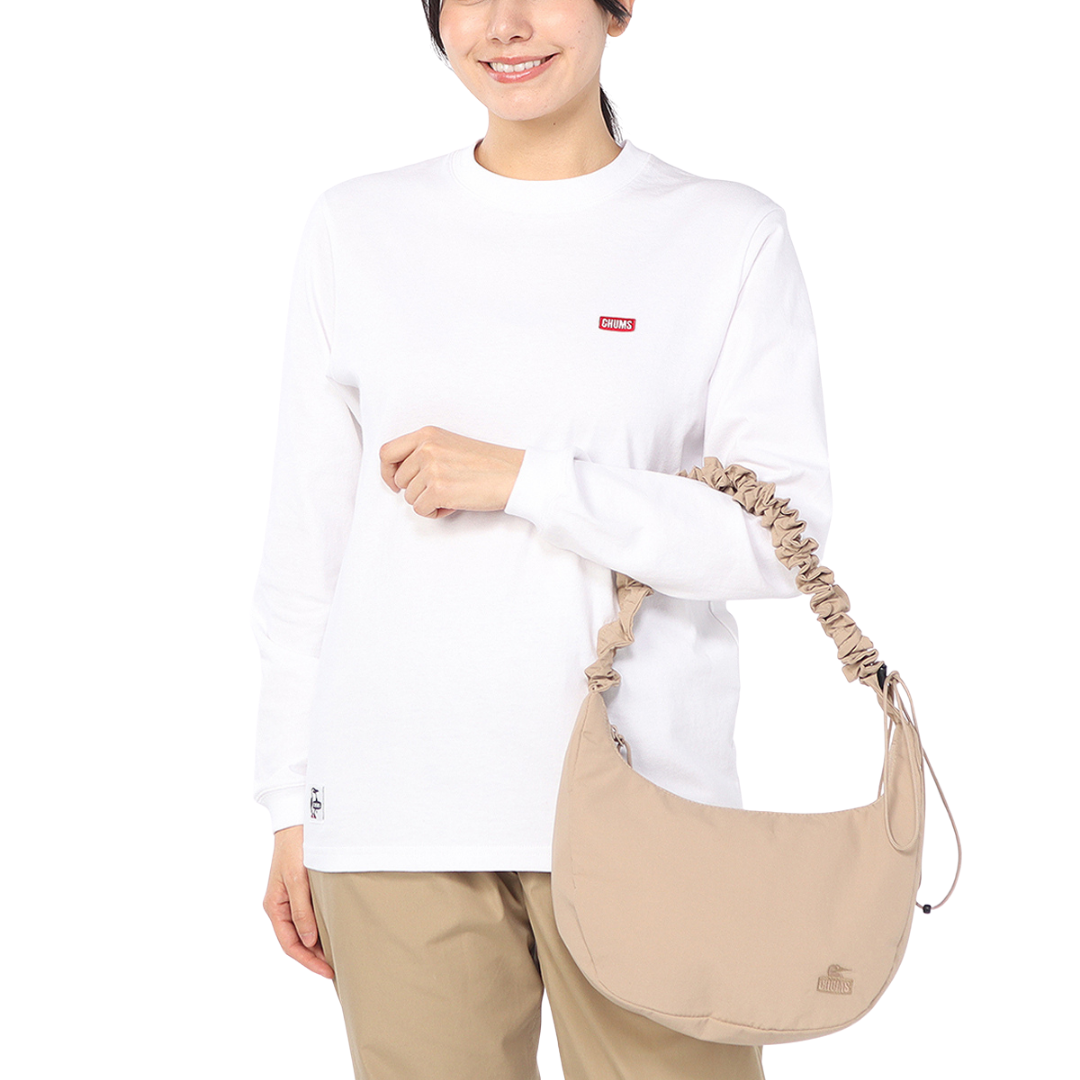 Wavy Strap Mini Banana Shoulder Bag l CHUMS
