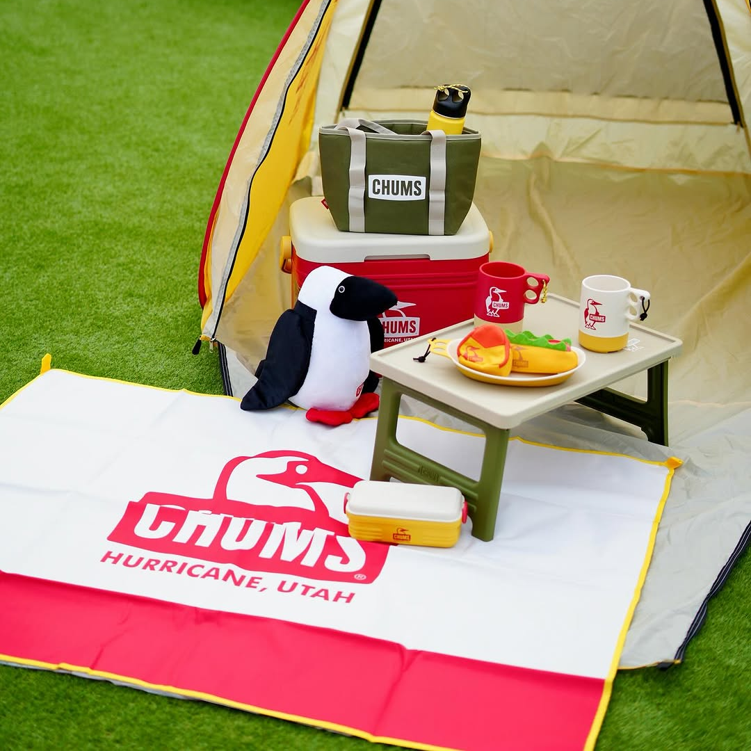 Booby Face Picnic Sheet | CHUMS