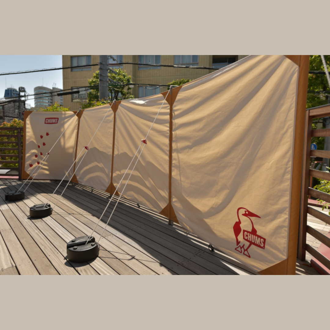 Blind Wall       |       CHUMS